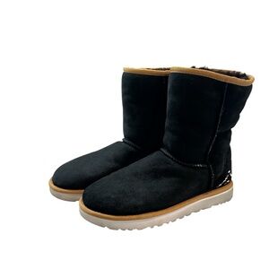 UGG Black Boots with Tan Accents size 9